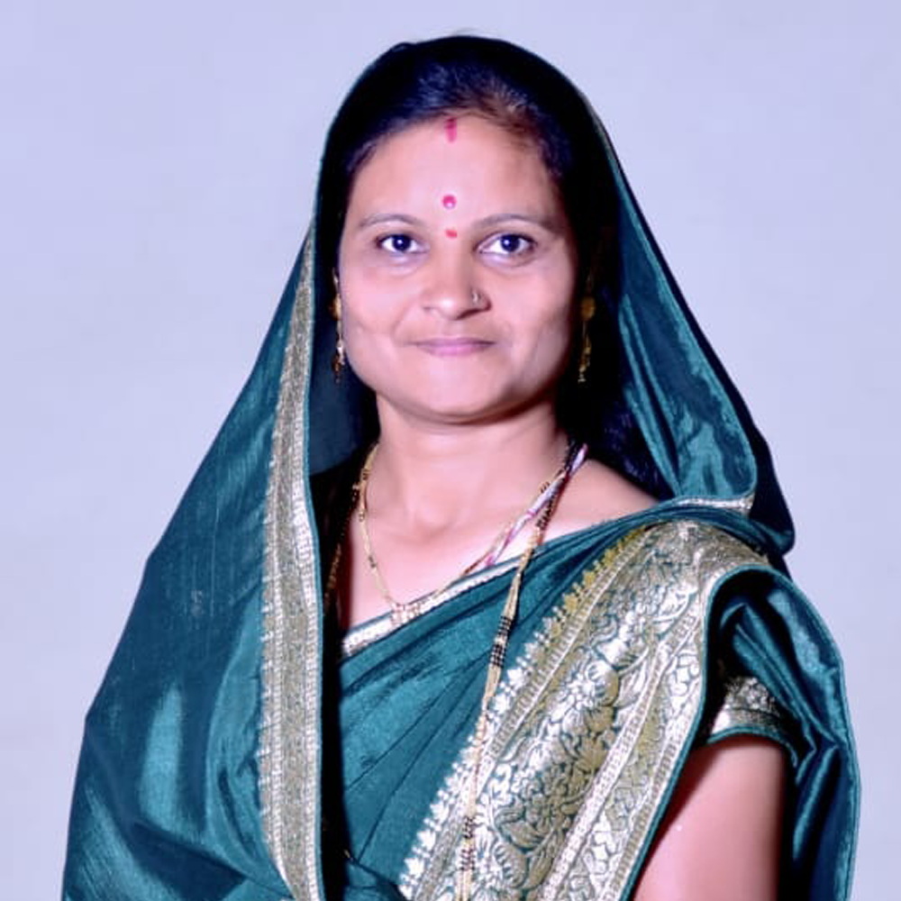 सौ. आरती रघुनाथ राजोळे